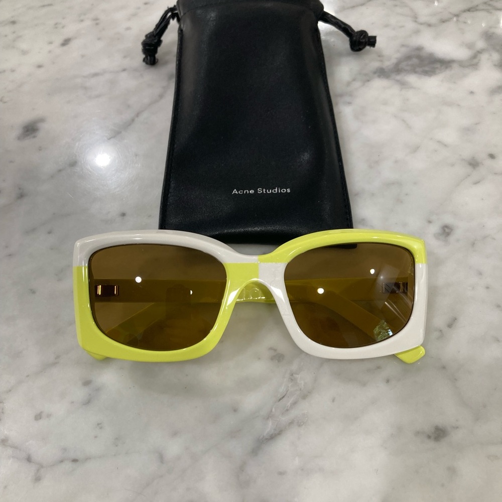 Acne Studios Anitha sunglasses. - Picture 7 of 9